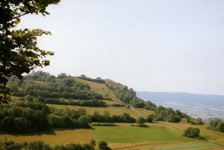 Blick vom Walberla hinber zum Rodenstein (Juni 2005)