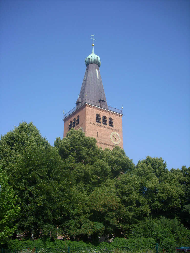 Turm der Friedenskirche (Juni 2013)