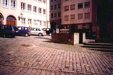 Unterirdische Felsengnge am Albrecht-Drer-Platz