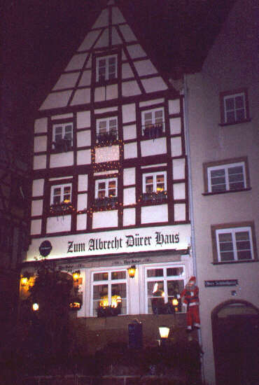 Restaurant Zum-Albrecht-Drer-Haus zur Weihnachtszeit (Dezember 2003)