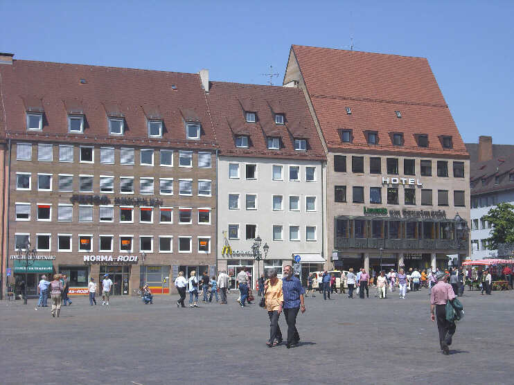 Hauptmarkt - Westseite (Mai 2009)