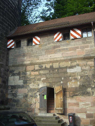 Treppenaufgang zur Neutorzwinger und Neutorbastei (Juli 2005)