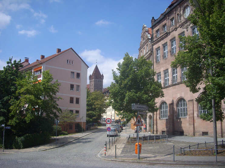 Ecke Paniersplatz, Tetzelgasse (August 2013)