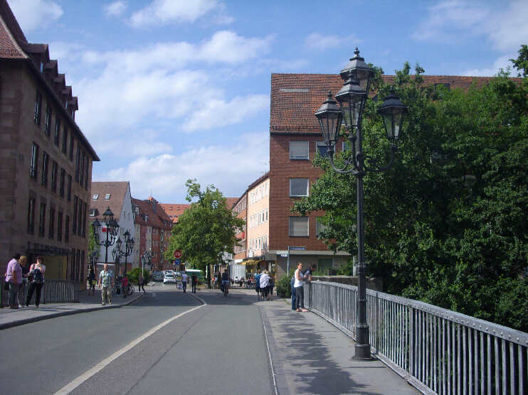 Spitalbrücke, Blickrichtung Hans-Sachs-Platz (Juni 2013)