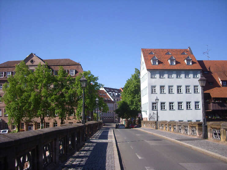 Maxbrücke, Blickrichtung Unschlittplatz (Mai 2013)