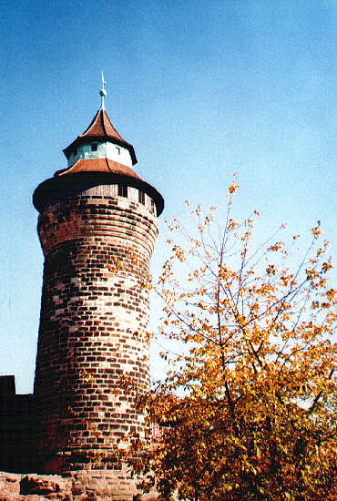 Sinwellturm im Herbst  (Oktober 2003)