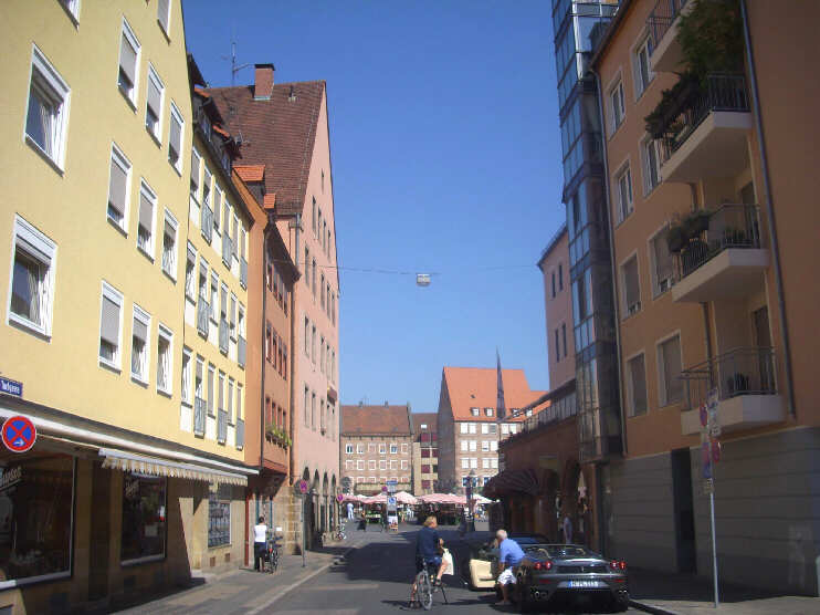 Blick von der Winklerstraße in die Tuchgasse (August 2013)