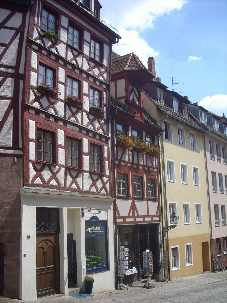 Fachwerkhäuser in der Albrecht-Dürer-Straße (Juli 2014)