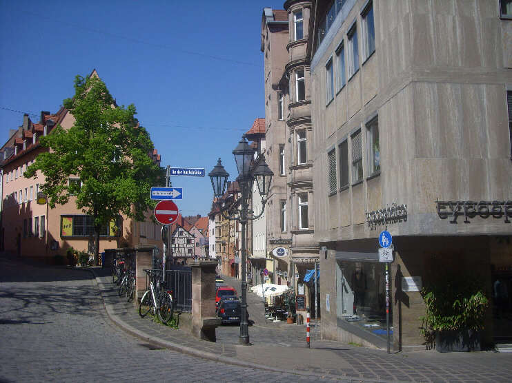 Ecke Obere Wörthstraße / An der Karlsbrücke (Mai 2016)