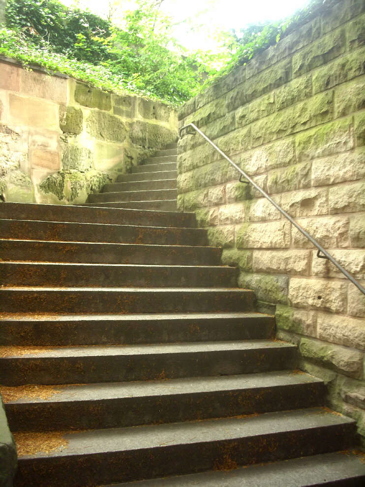 Treppenaufgang zum Bürgermeistergarten (Juli 2017)