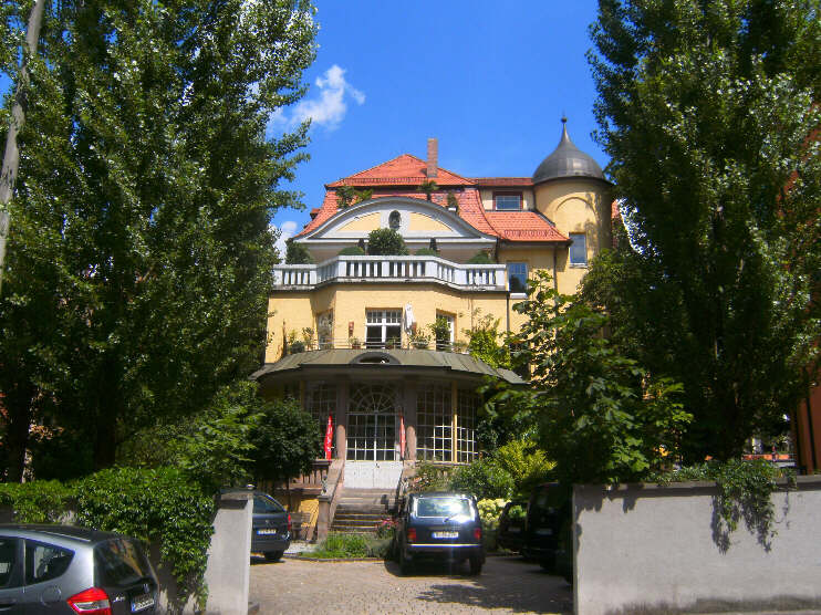Villa in der Burgschmietstraße (Juli 2017)