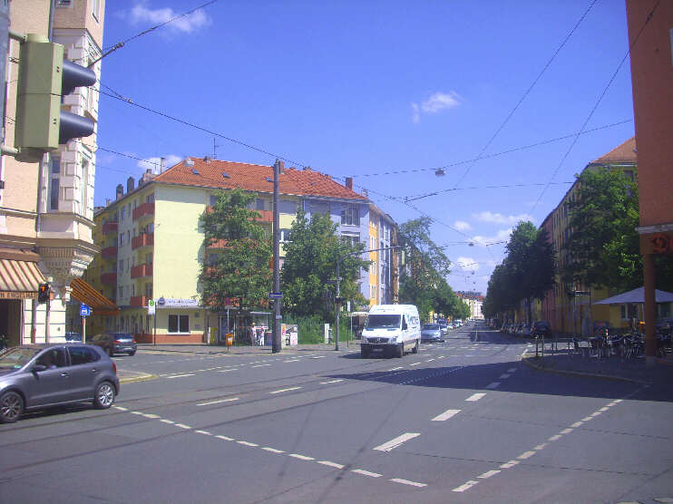 Blick von der Maxfeldstraße in die Pirckheimerstraße Richtung Osten (Julli 2017)