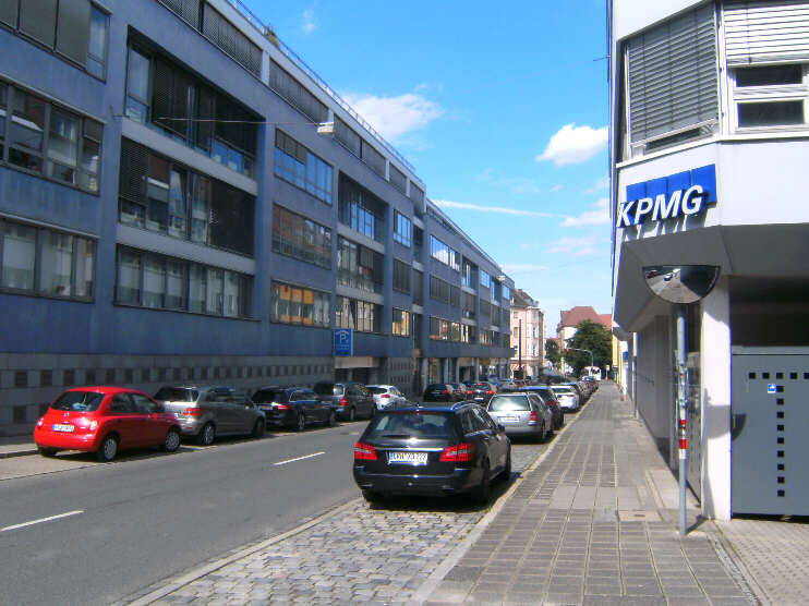 Maxfeldstraße, Richtung Pirckheimerstraße (Juli 2017)