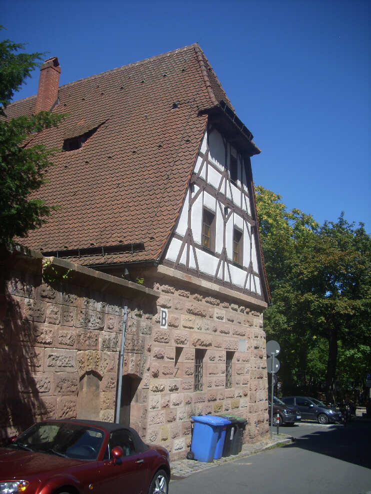 Turm «schwarzes B» - Vestnertormauer (Juli 2018) 