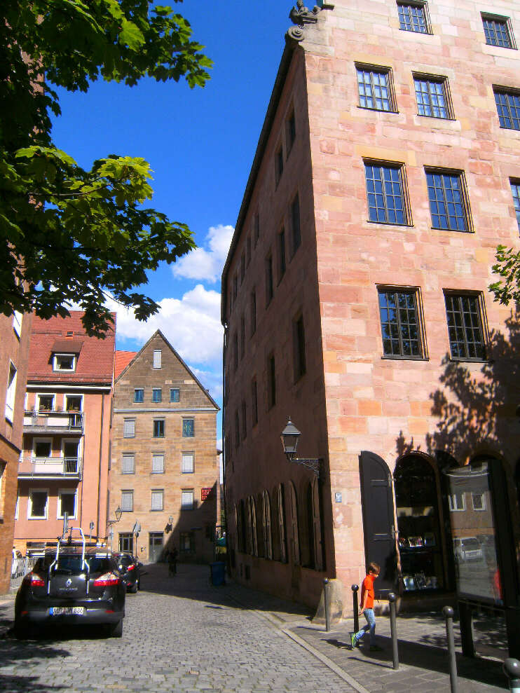 Blick vom Albrecht-Drer-Platz in das Halbwachsengchen (Juni 2017)