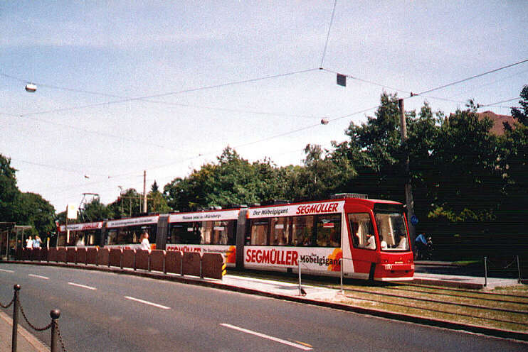 Straßenbahnhaltestelle »Tiergärtner Tor« am Neutorgraben (August 2002)