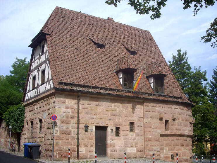 Turm «schwarzes B» - Vestnertormauer (Juli 2014)