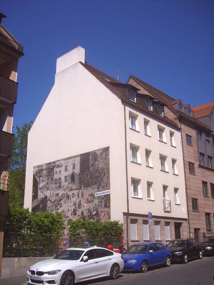 Karlstraße, in der Nähe des Spielzeugmuseums (Mai 2016)
