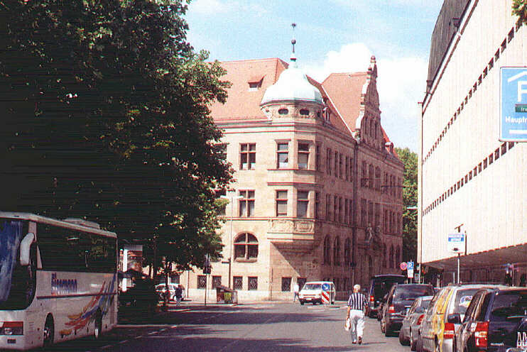 Kreuzung Augustinerstraße, Karlstaße (Mai 2006)