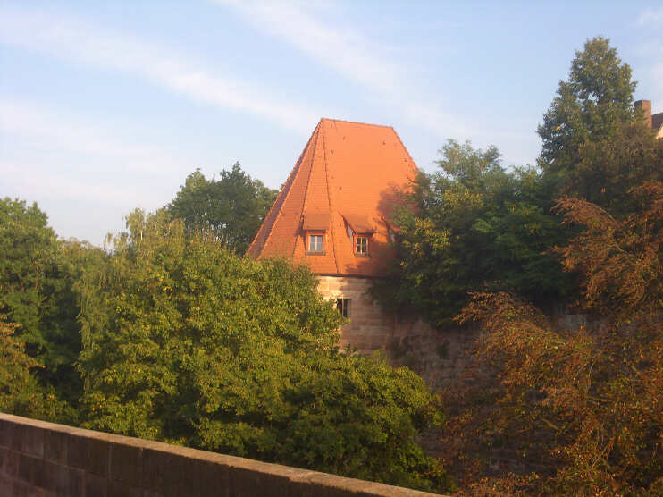 Blick vom Vestnertorgraben auf den Kasemattenturm (September 2013)
