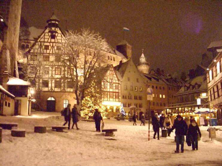 Platz beim Tiergärtner Tor in der Vorweihnachtszeit (Dezember 2010)